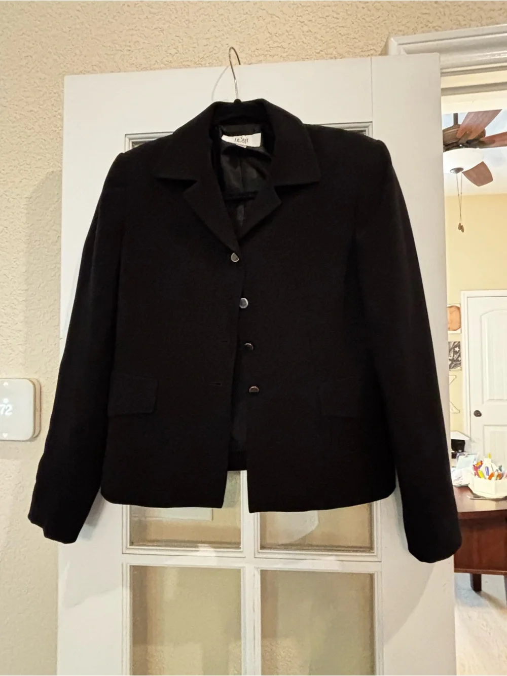 Le Suit Petite Black Classic 2 piece suit